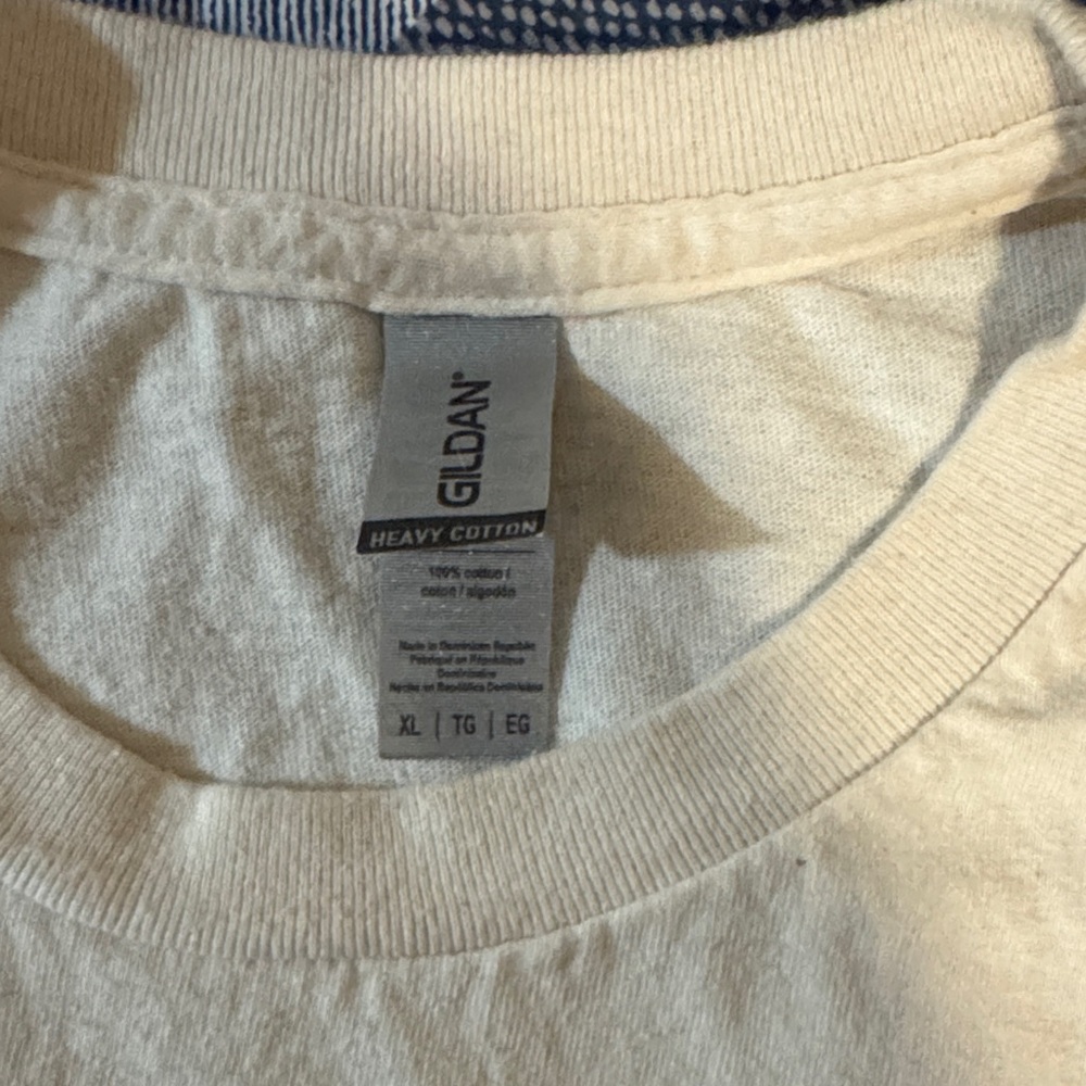 Peanuts Beagle Scouts Snoopy Graphic T-Shirt in Cream 50th Anniversary 1974 - Picture 2 of 3